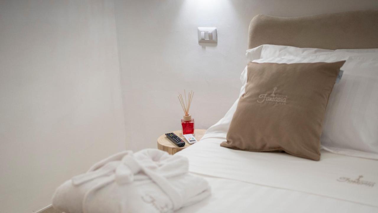 Dimora Fantasia Charme B&B บารี ภายนอก รูปภาพ