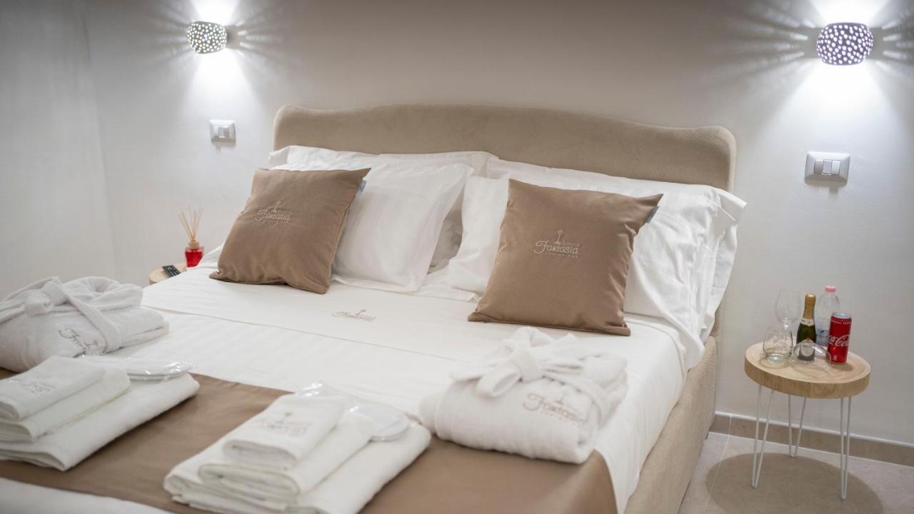 Dimora Fantasia Charme B&B บารี ภายนอก รูปภาพ