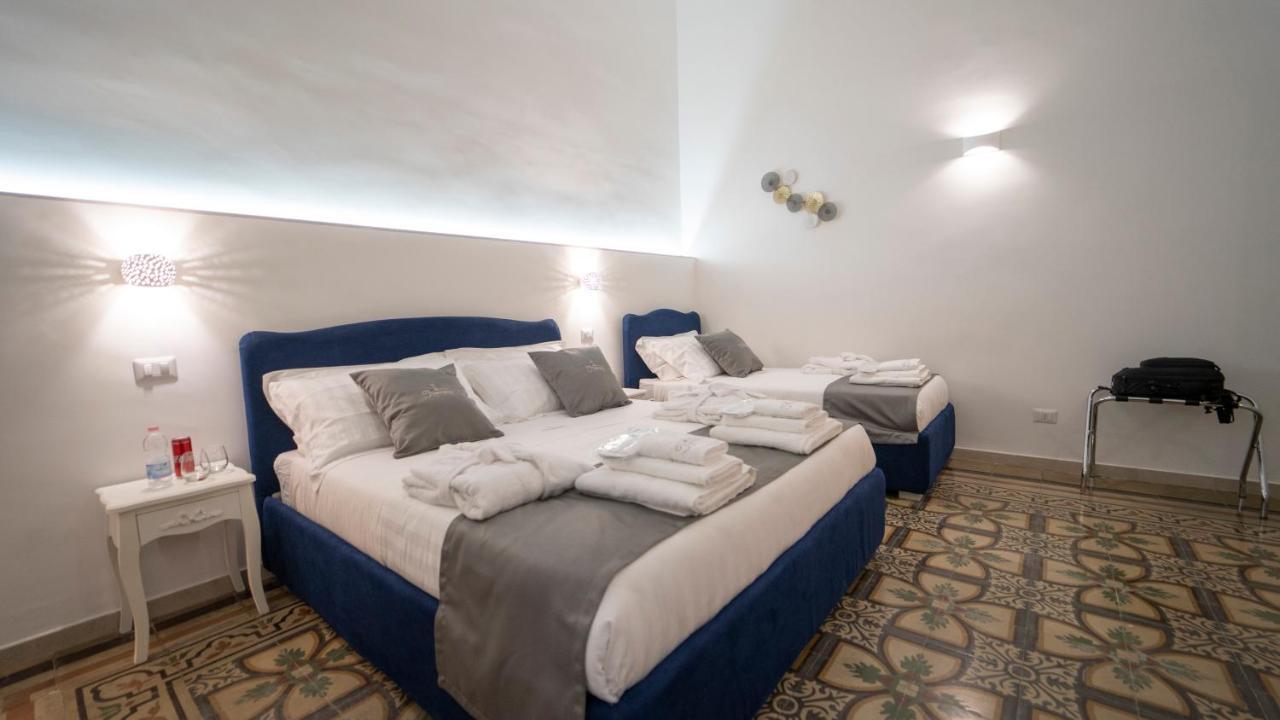 Dimora Fantasia Charme B&B บารี ภายนอก รูปภาพ