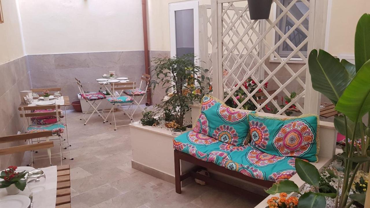 Dimora Fantasia Charme B&B บารี ภายนอก รูปภาพ